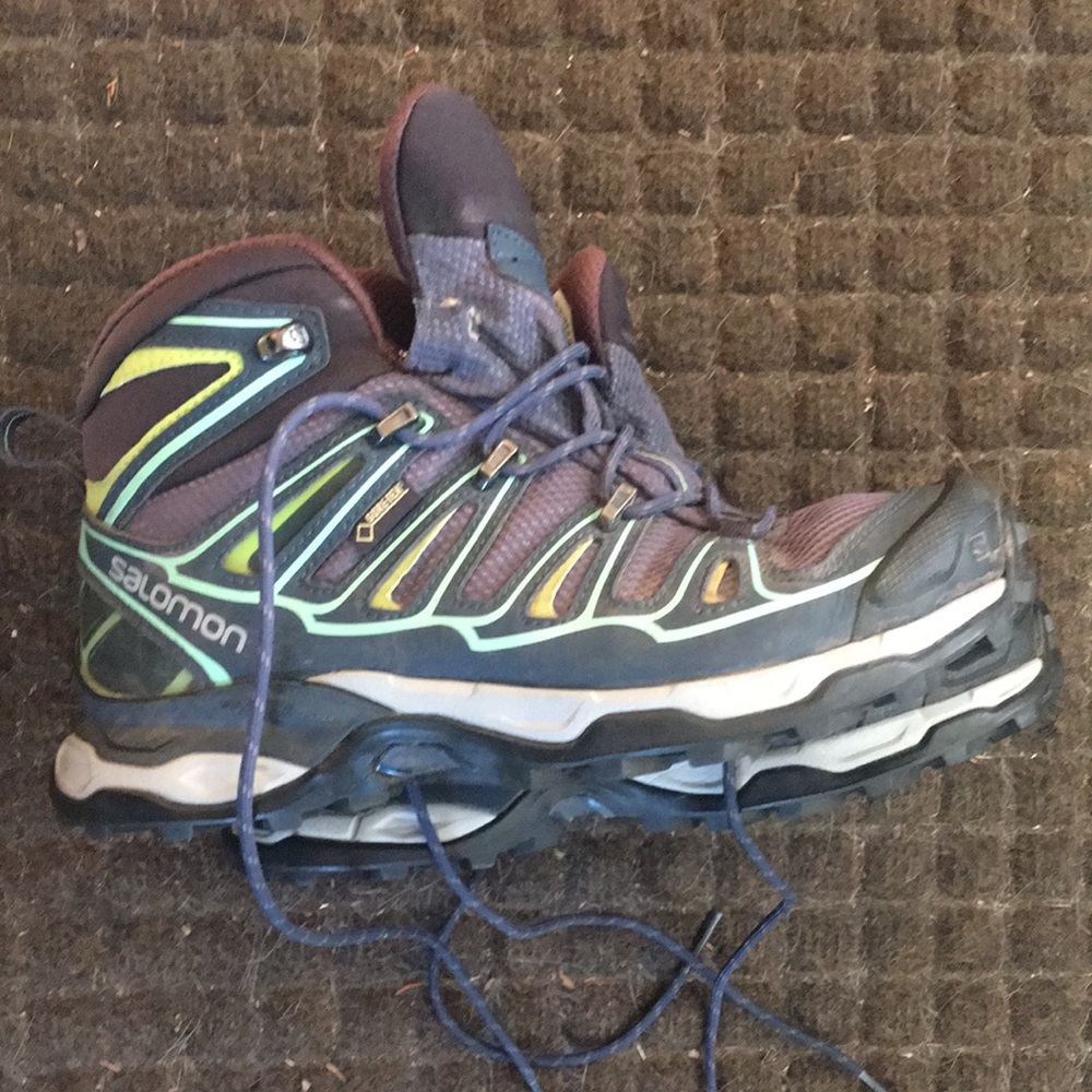 Salomon Mid GTX Ortholite Gore Tex X Ultra Women's Hiking Boots size 5.5